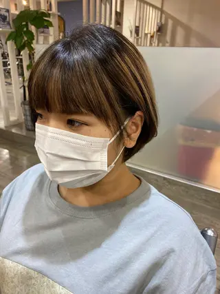 ショート W所属・小林 朋花のヘアスタイル