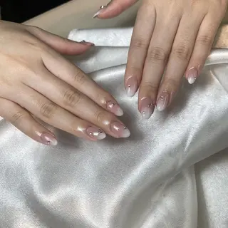 ネイル RAFFINE 月🦋🩵のネイルデザイン