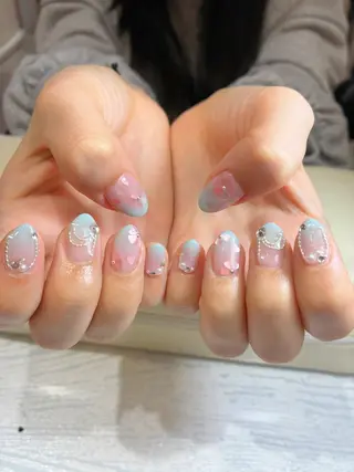 ネイル Nest 岩崎のネイルデザイン