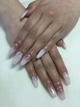 ネイル 💎🐰 saki. m 🐰💎のネイルデザイン