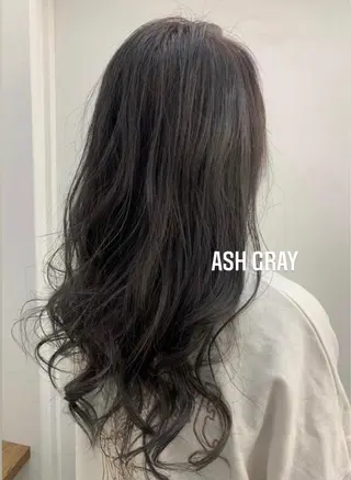ロング カラー 渡辺 瑠美のヘアスタイル