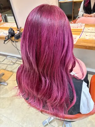 ロング カラー H. SAITOのヘアスタイル