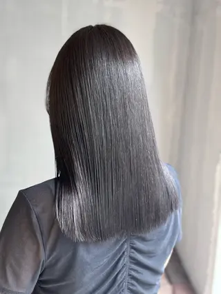 ミディアム ウルフ/レイヤー /髪質改善　ナユタのヘアスタイル