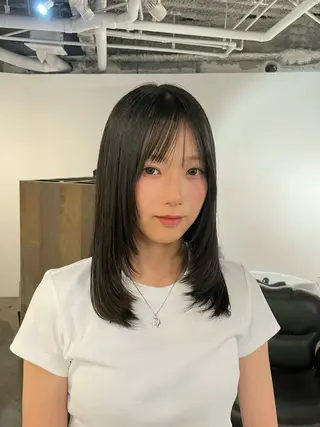 ロング BELO 大阪店所属・BELO OSAKA カエデのヘアスタイル