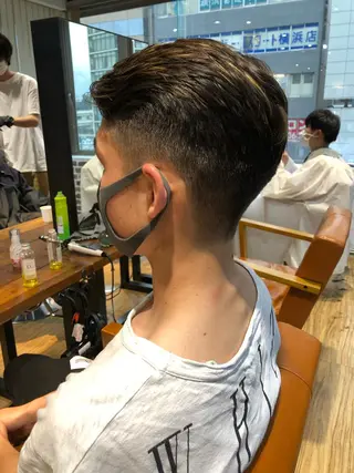 ショート カラー 🌟小顔カット🌟 レイヤーカットボブのヘアスタイル