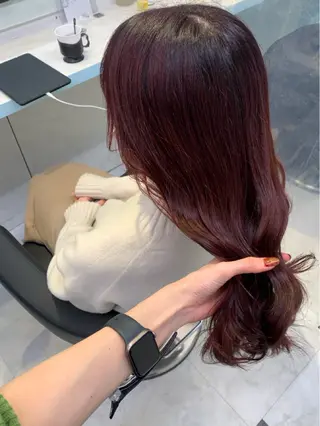 ロング カラー ナチュラルベージュ 🧸yuuna🧋のヘアスタイル