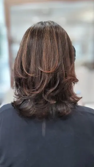 ミディアム ✂デザインカット🐟 高評価✂戸崎俊成✂のヘアスタイル