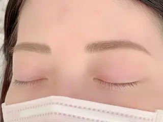 BellFlower Aki（眉・まつげ）のマツエク・マツパデザイン