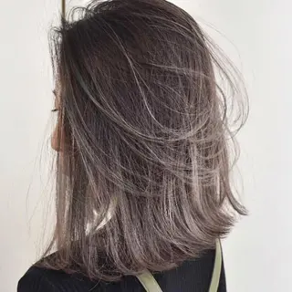 ミディアム カラー Mu所属・Mu ミューのヘアスタイル