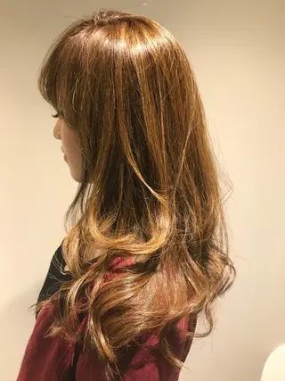 カラー 🔹TOMO🔹 圧倒的経験値🔹のヘアスタイル