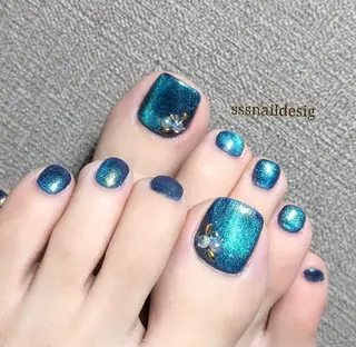 ネイル 塩見 聖子のネイルデザイン