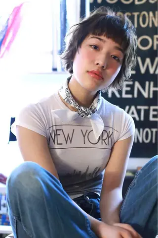 ショート MUSASHI ブリーチカラー◎のヘアスタイル