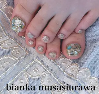 ネイル Bianca🎀 ONODERAのネイルデザイン