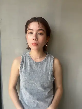 ミディアム ヘアアレンジ Lin'ne所属・竹内梓／パーマ ／ハイトーンのヘアスタイル