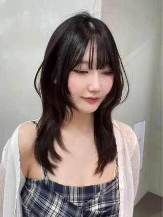 ミディアム 韓国ヘア/レイヤー Londエレンのヘアスタイル