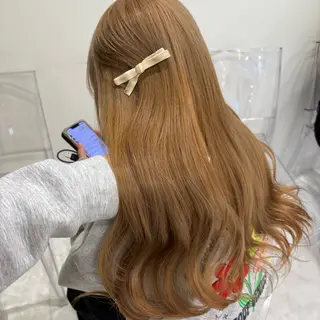 カラー akari🎀🤍 ガーリーstyleのヘアスタイル