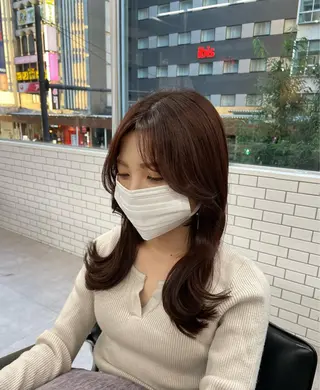 セミロング カラー 透け感カラー✂️ yuuのヘアスタイル