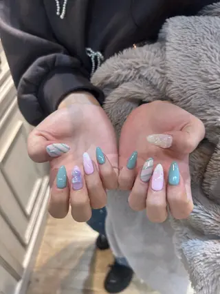 ネイル 深井 綸のネイルデザイン