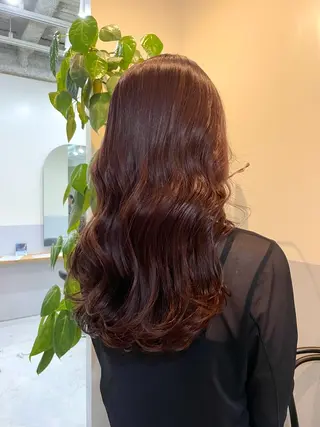 ロング ノエ/ インナーカラー/高岳のヘアスタイル