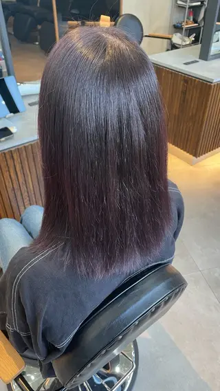 カラー ANGELICA 國吉　日向のヘアスタイル