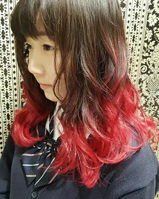 ミディアム カラー ヘアアレンジ 秋山 幸太のヘアスタイル