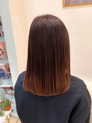 ミディアム カラー パーマ ヘアアレンジ キッズ ネイル マツエク・マツパ アイブロウ 堀井 凌平のヘアスタイル