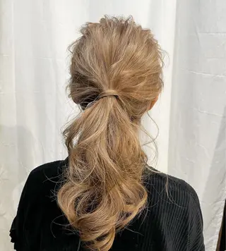 セミロング ヘアアレンジ Beautysalon  biyori所属・伊東 実結のヘアスタイル