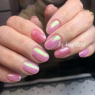 ネイル Aphrodite パラジェル認定サロンのネイルデザイン