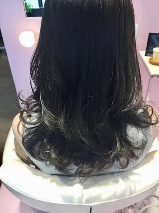 セミロング 所渉/韓国レイヤー /ウルフカットのヘアスタイル