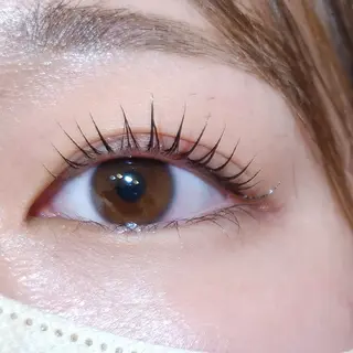 マツエク・マツパ 💜bora .のネイルデザイン