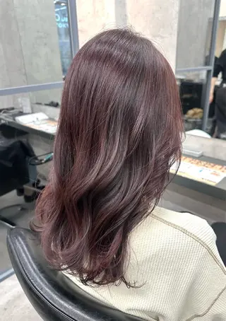セミロング カラー Misora/ボブ/ レイヤー/艶カラーのヘアスタイル