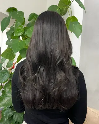 ロング カラー invitation   栄所属・suzu invitationのヘアスタイル