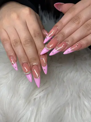 ネイル SHION  のネイルデザイン