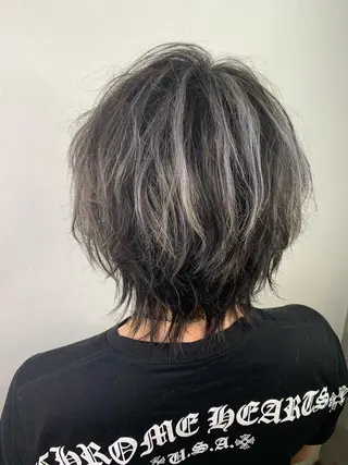 ショート mimiiy梅田 中崎町ハイトーンのヘアスタイル