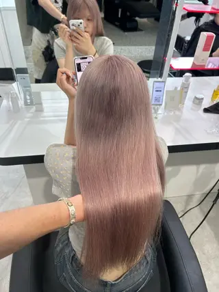 ロング カラー 履歴修正屋さん／ ブロンド／ホワイトのヘアスタイル