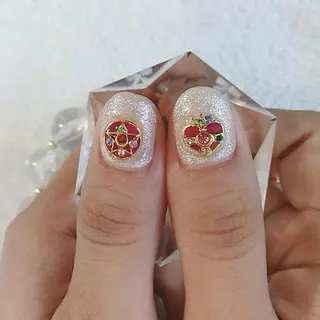 ネイル 柴崎 美幸のネイルデザイン