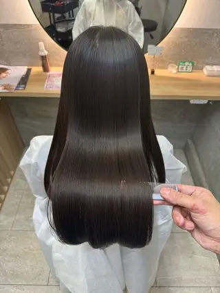 ロング youres hair神楽坂店所属・青木 啓輔のヘアスタイル