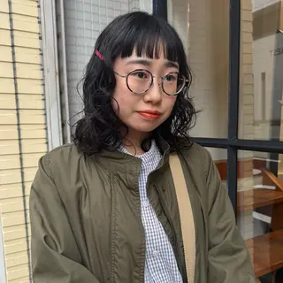 ミディアム パーマ Lilu しずくのヘアスタイル