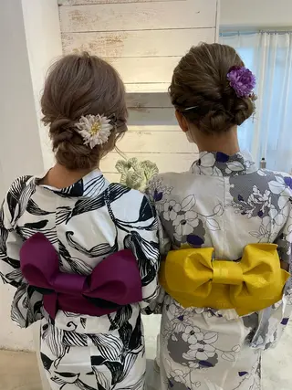 ロング ブリーチなしカラー ダブルカラーエクステのヘアスタイル