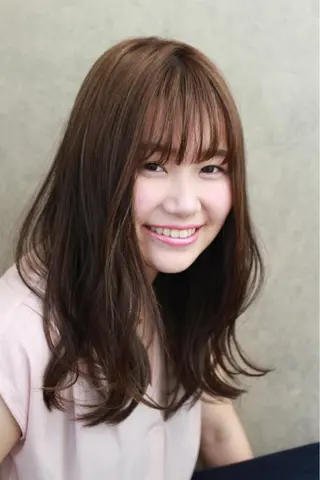 セミロング カラー パーマ ヘアアレンジ ROOTS martinのヘアスタイル