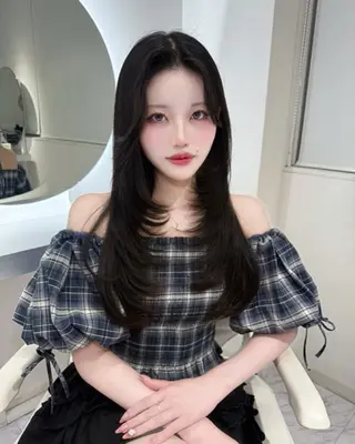 ロング レイヤーカット🫧 🎀Tomoka🎀のヘアスタイル