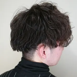 メンズ ブリーチ/ヘアケア/ 艶髪/イギチハルのヘアスタイル