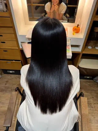 セミロング afloatkobe所属・美髪/髪質改善 川口凌弥のヘアスタイル