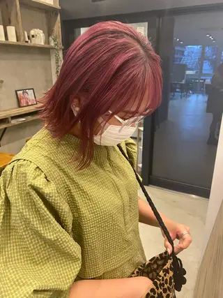 ミディアム カラー 鈴木 美紅のヘアスタイル