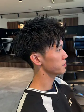 メンズ フェザーパーマ/韓国 /メンズカット/保立のヘアスタイル