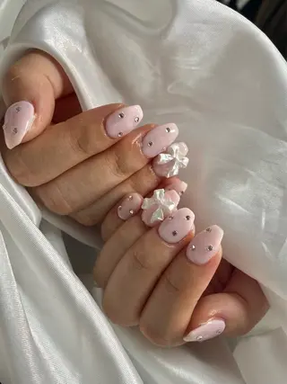 ネイル デコパーツが得意♪ ネイル/眉毛/エステの眉毛・アイブロウイメージ