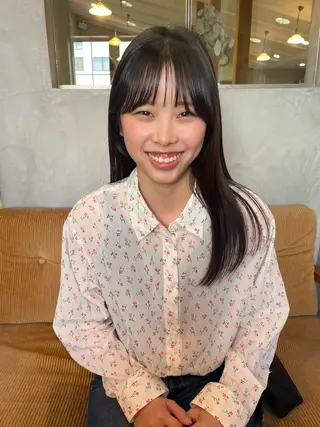 セミロング 石田 まいやのヘアスタイル