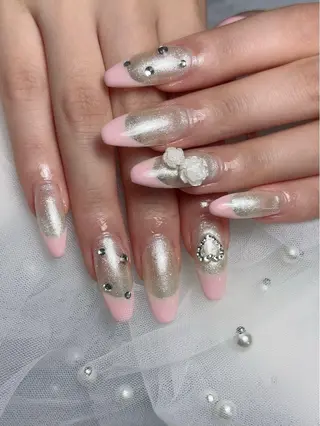 ネイル Nail Studio No.8所属・No8 NAGIのネイルデザイン