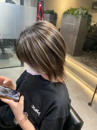 ショート カラー 🟡【美髪専門店】 ✨褒め髪/艶髪🟡のヘアスタイル