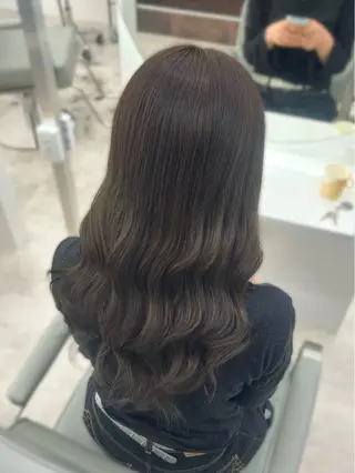 ロング カラー 武田 唯来のヘアスタイル